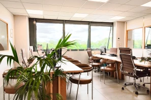 Open Space - 94340 - 10 postes - 279€