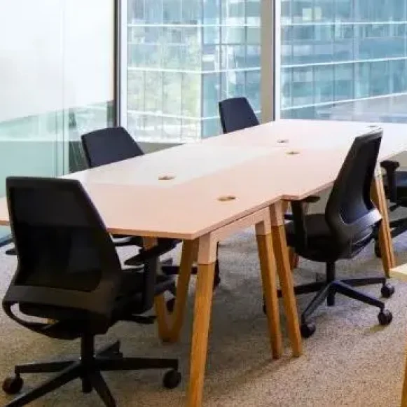 Bureau privé 22 m² 6 postes Coworking Esplanade du Général de Gaulle Courbevoie 92931 - photo 2
