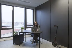 Bureau privé - 69009 - 3 postes - 950€