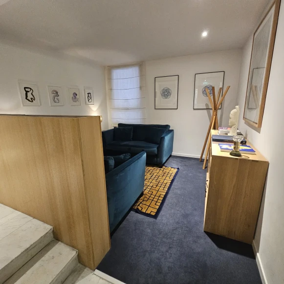 Bureau privé 11 m² 3 postes Location bureau Avenue Franklin Delano Roosevelt Paris 75008 - photo 5