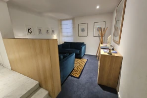 Bureau privé - 75008 - 4 postes - 2500€