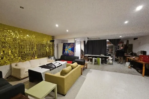 Espace indépendant - 93400 - 70 postes - 1000€