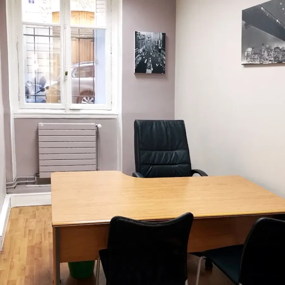 Bureau privé 9 m² 1 poste Coworking Avenue Marceau Paris 75016 - photo 1