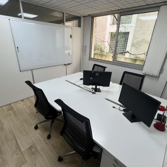 Bureau privé 16 m² 5 postes Coworking Boulevard Pasteur Paris 75015 - photo 2