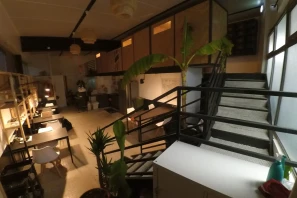 Bureau privé - 33700 - 15 postes - 1700€
