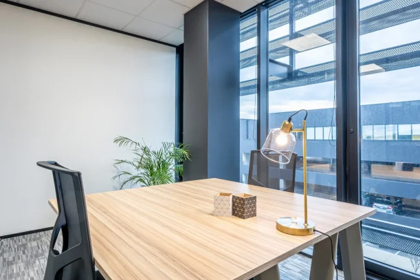 Bureau privé - 59000 - 2 postes - 807€