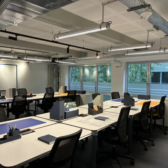 Bureau privé 70 m² 14 postes Coworking Rue Marc Sangnier Bègles 33130 - photo 2