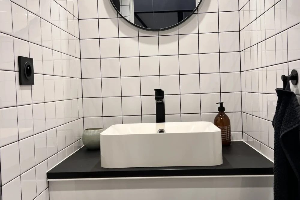 Bureau privé - 75011 - 1 poste - 500€