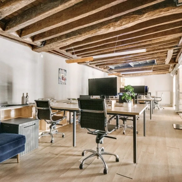 Espace indépendant 240 m² 35 postes Location bureau Rue du Vertbois Paris 75003 - photo 6
