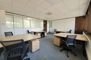 Bureau privé - 42300 - 8 postes - 950€