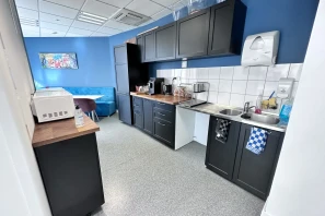 Bureau privé - 33600 - 2 postes - 800€