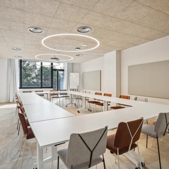 Bureau privé 17 m² 2 postes Location bureau Rue Albert Einstein Valbonne 06560 - photo 7