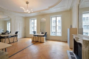 Bureau privé - 75008 - 1 poste - 896€