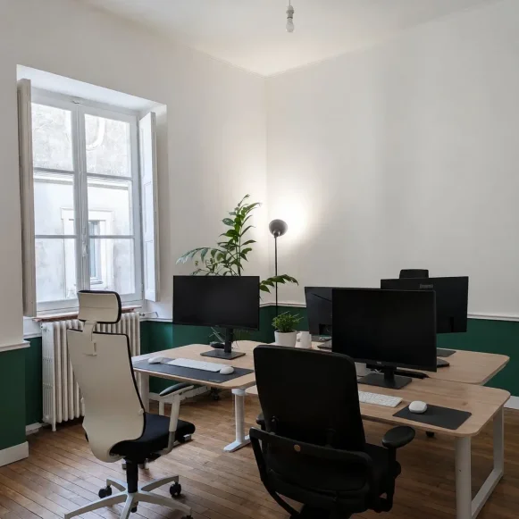 Bureau privé 35 m² 6 postes Location bureau Allée du Port Maillard Nantes 44000 - photo 3