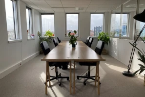 Bureau privé - 92300 - 10 postes - 3800€