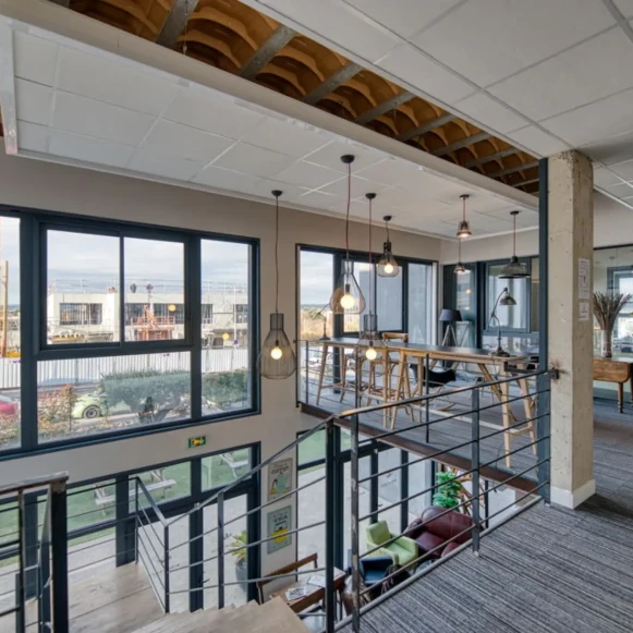 Bureau privé 18 m² 3 postes Coworking Place Ernest Granier Montpellier 34000 - photo 5