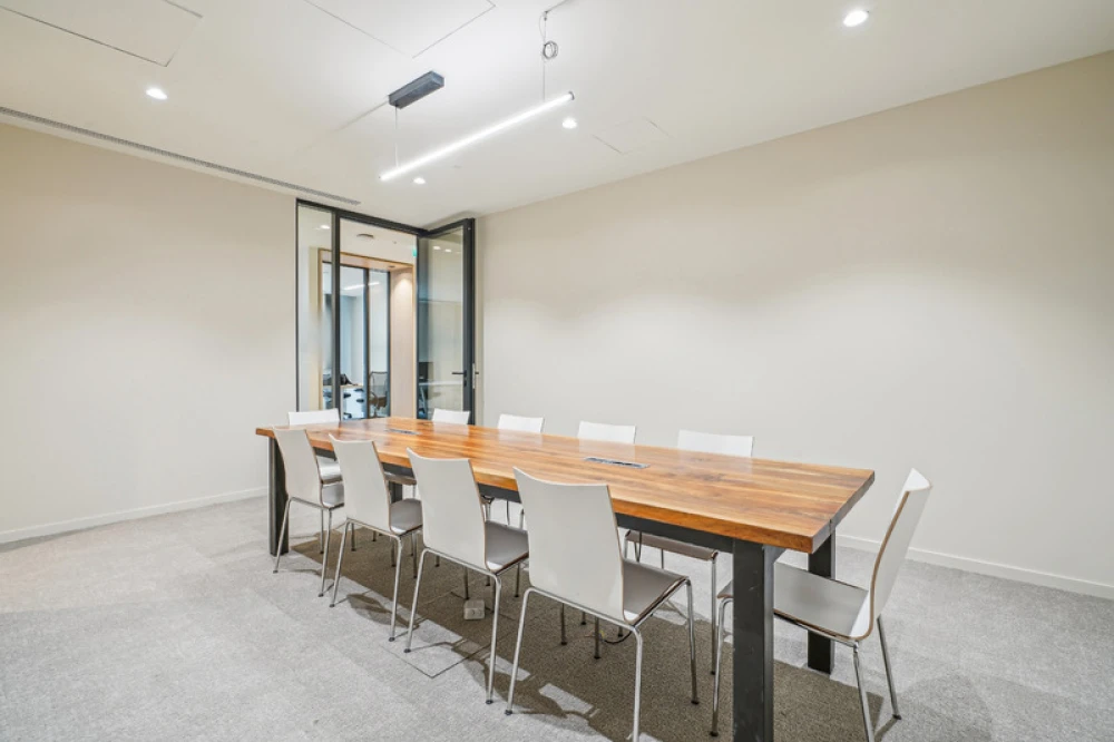 Bureau privé - 75008 - 30 postes - 48000€