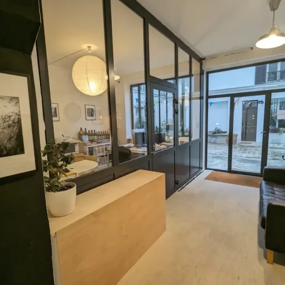 Bureau privé 20 m² 3 postes Location bureau Boulevard Voltaire Paris 75011 - photo 6