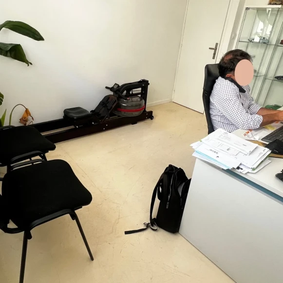 Espace indépendant 64 m² 8 postes Location bureau Rue des Parisiens Asnières-sur-Seine 92600 - photo 6