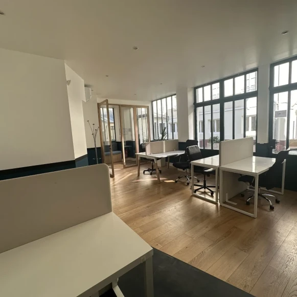 Open Space  22 postes Coworking Rue Lecourbe Paris 75015 - photo 11