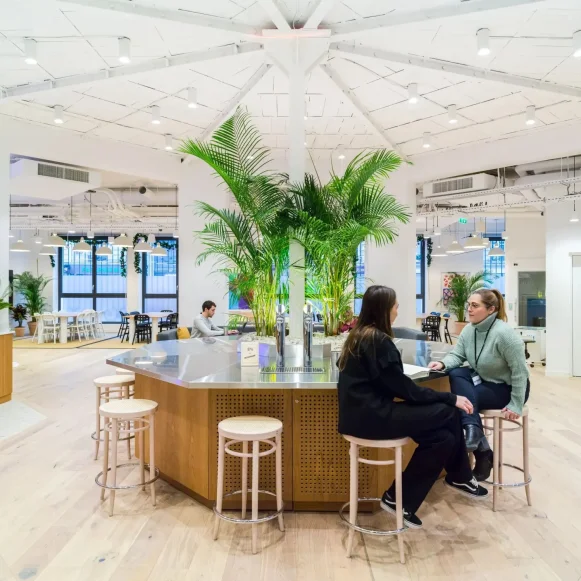 Bureau privé 348 m² 51 postes Coworking Rue La Fayette Paris 75009 - photo 6