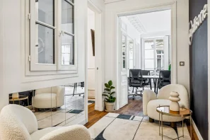 Espace indépendant - 75010 - 24 postes - 14900€