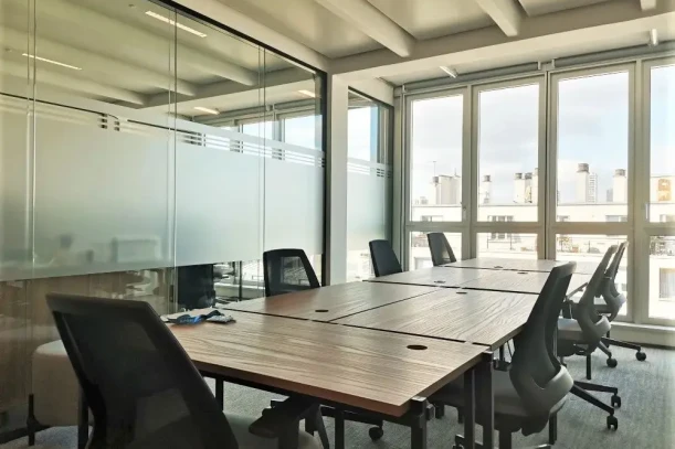 Bureau privé - 75013 - 14 postes - 7840€