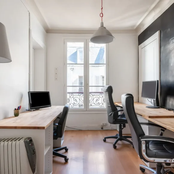 Espace indépendant 70 m² 13 postes Location bureau Rue de Caumartin Paris 75009 - photo 7