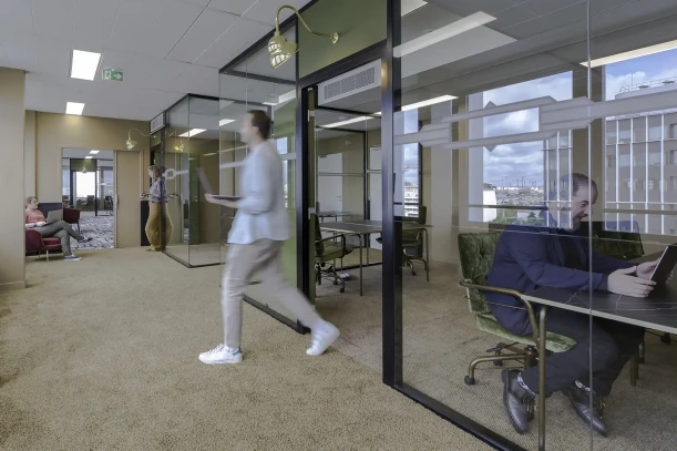 Bureau privé - 92400 - 10 postes - 3090€