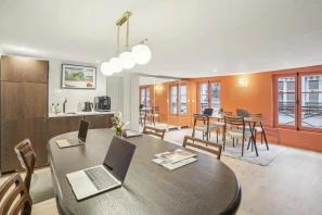 Espace indépendant - 75002 - 16 postes - 7600€