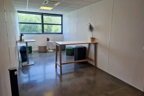 Bureau privé - 78180 - 2 postes - 620€