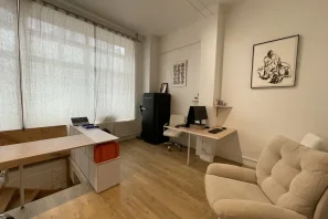 Bureau privé - 75010 - 8 postes - 2500€