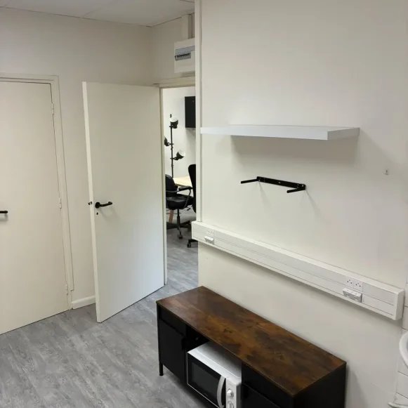 Espace indépendant 40 m² 10 postes Location bureau Boulevard Richard-Lenoir Paris 75011 - photo 4