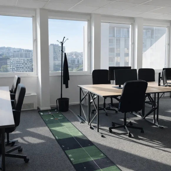 Bureau privé 39 m² 12 postes Coworking Boulevard Victor Hugo Clichy 92110 - photo 1