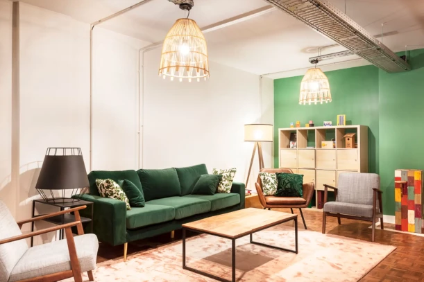 Espace indépendant - 75009 - 45 postes - 17500€
