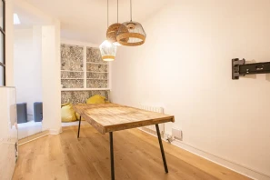 Espace indépendant - 75003 - 8 postes - 4500€
