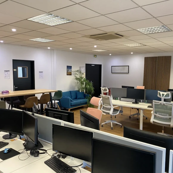 Espace indépendant 100 m² 15 postes Location bureau Avenue Georges Clemenceau Bry-sur-Marne 94360 - photo 8