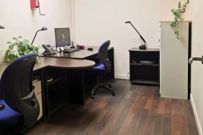 Bureau privé - 92320 - 3 postes - 650€
