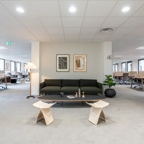 Espace indépendant 480 m² 72 postes Location bureau Rue de Monceau Paris 75008 - photo 10