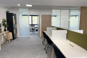 Bureau privé - 69006 - 24 postes - 5720€