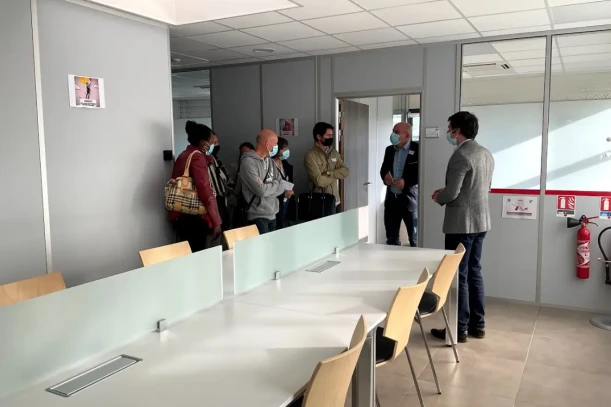 Open Space - 77100 - 1 poste - 200€