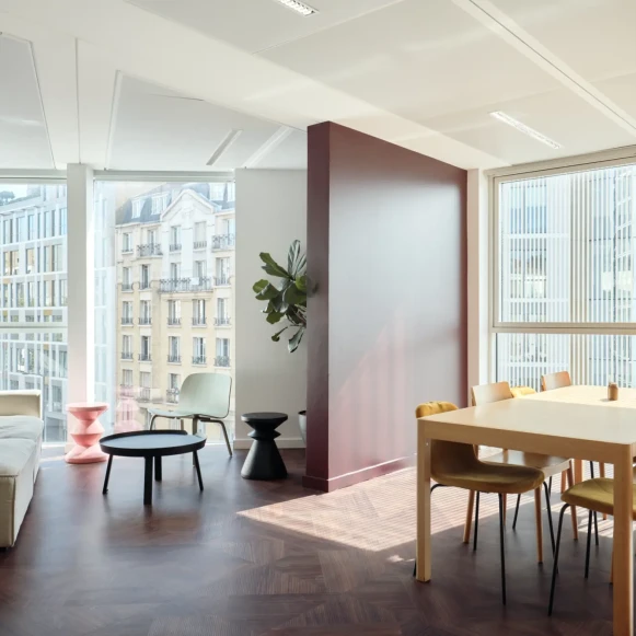 Bureau privé 25 m² 6 postes Coworking Rue du 8 Mai 1945 Clichy 92110 - photo 11