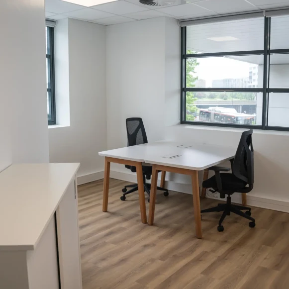 Bureau privé 8 m² 1 poste Coworking Rue de Luxembourg Lille 59800 - photo 12