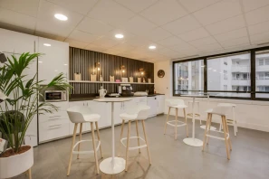 Bureau privé - 92100 - 10 postes - 4200€