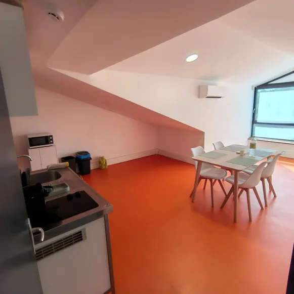 Bureau privé 17 m² 1 poste Coworking Avenue de la Résistance Saint-Paul-lès-Dax 40990 - photo 7