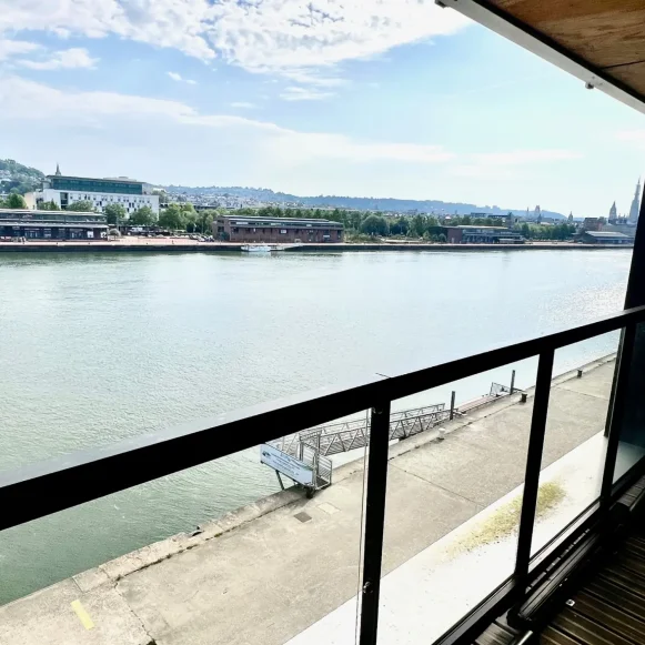 Bureau privé 96 m² 10 postes Coworking Allée François Mitterrand Rouen 76100 - photo 3