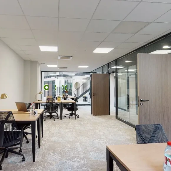 Bureau privé 46 m² 11 postes Location bureau Avenue Thiers Nice 06000 - photo 5