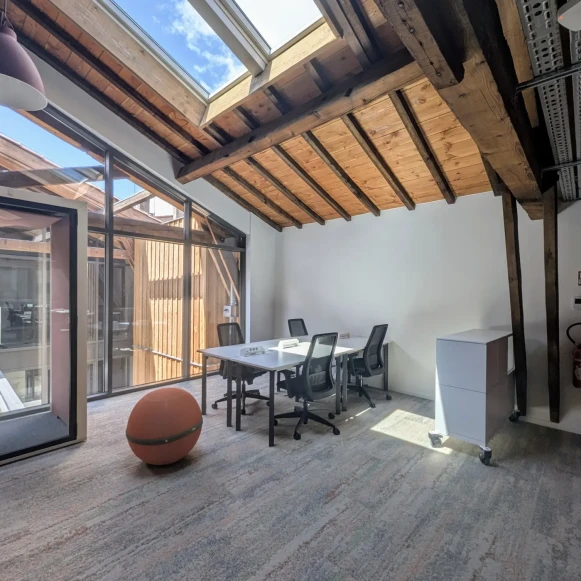 Open Space  4 postes Location bureau Rue Succursale Bordeaux 33000 - photo 1