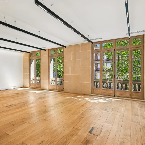 Espace indépendant 569 m² 74 postes Location bureau Boulevard Malesherbes Paris 75017 - photo 7