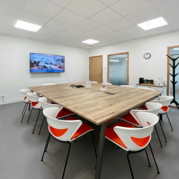 Bureau privé 4 m² 1 poste Coworking Avenue de Shenzhen Chasseneuil-du-Poitou 86360 - photo 5